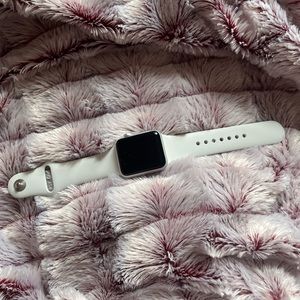 Apple watch series 3